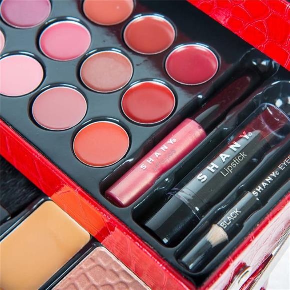All In One Makeup Kit (Eyeshadow, Blushes, Powder, Lipstick & More)  Exclusive - Picture 7 of 7